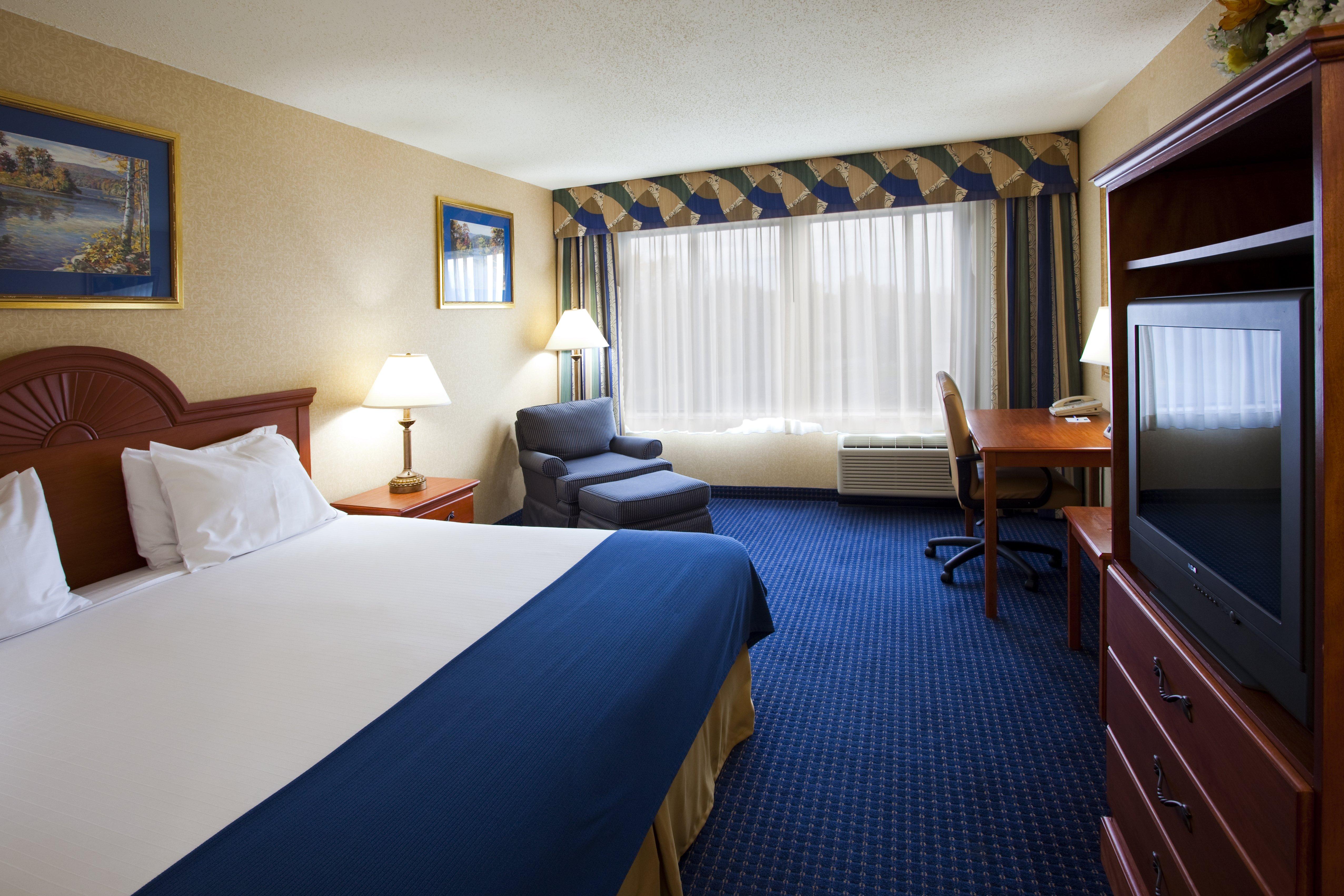 Holiday Inn Express Syracuse Airport By Ihg North Syracuse Bagian luar foto