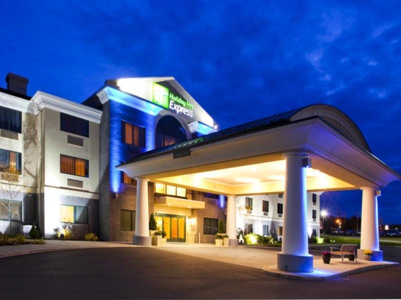 Holiday Inn Express Syracuse Airport By Ihg North Syracuse Bagian luar foto