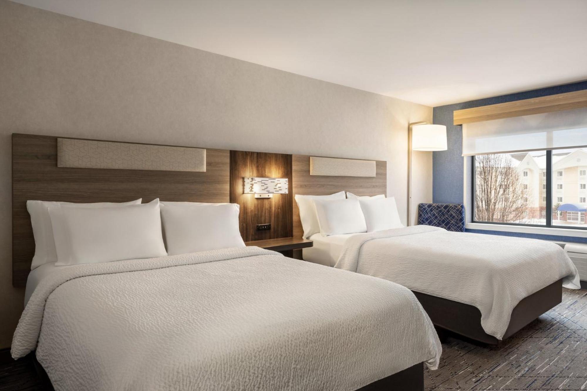 Holiday Inn Express Syracuse Airport By Ihg North Syracuse Bagian luar foto