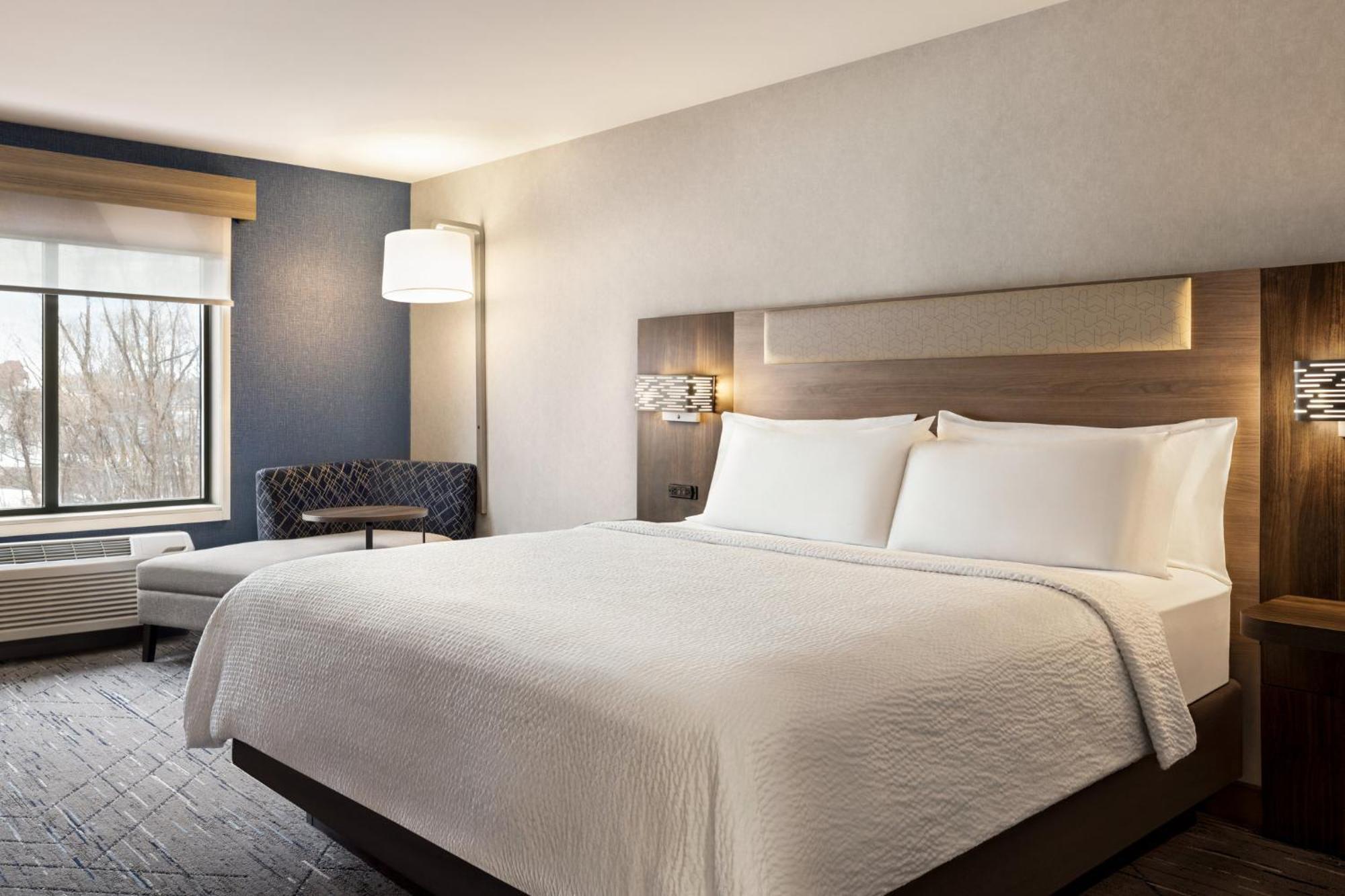 Holiday Inn Express Syracuse Airport By Ihg North Syracuse Bagian luar foto
